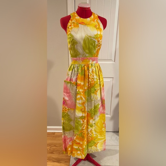 Vintage Dresses & Skirts - Rare Vintage 1970s Tori Richard Honolulu Yellow Floral Halter Maxi Dress